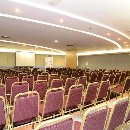 Constantino Hotel E Eventos Жуис-ди-Фора Экстерьер фото The main auditorium