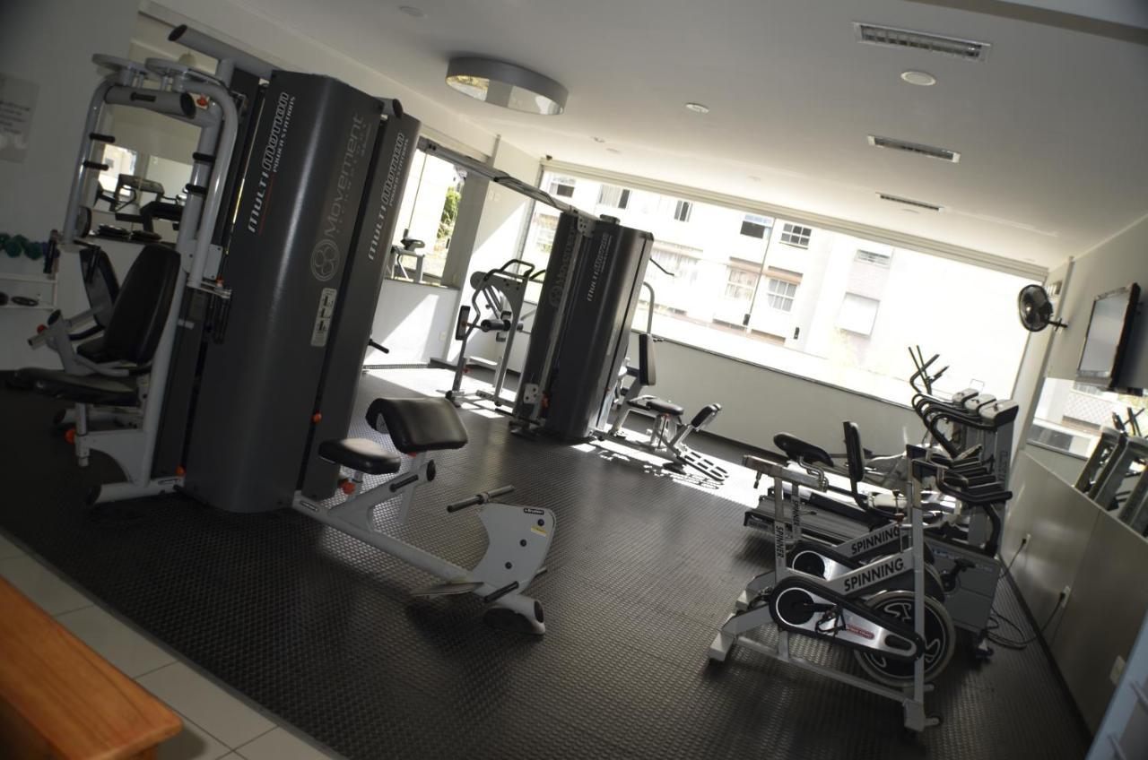 Constantino Hotel E Eventos Жуис-ди-Фора Экстерьер фото The gym at the hotel