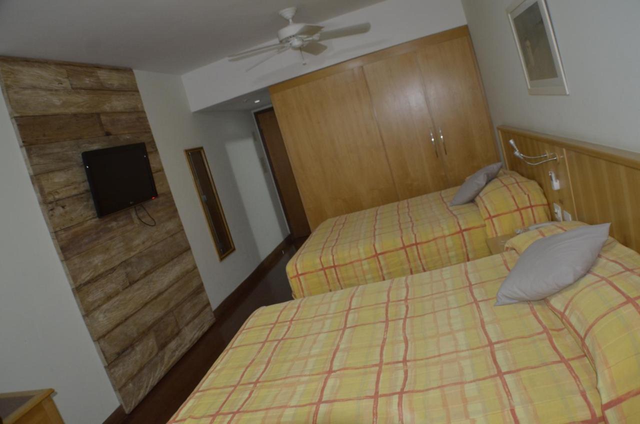 Constantino Hotel E Eventos Жуис-ди-Фора Экстерьер фото A typical room at the hotel
