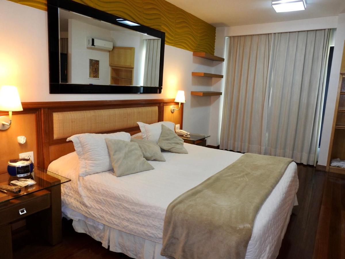 Constantino Hotel E Eventos Жуис-ди-Фора Экстерьер фото A bedroom